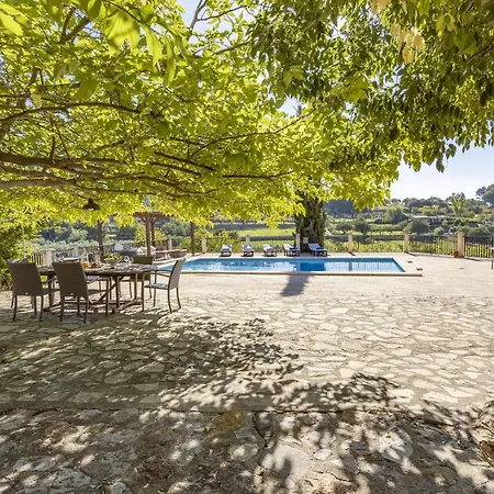 Sa Tramuntana Villa *